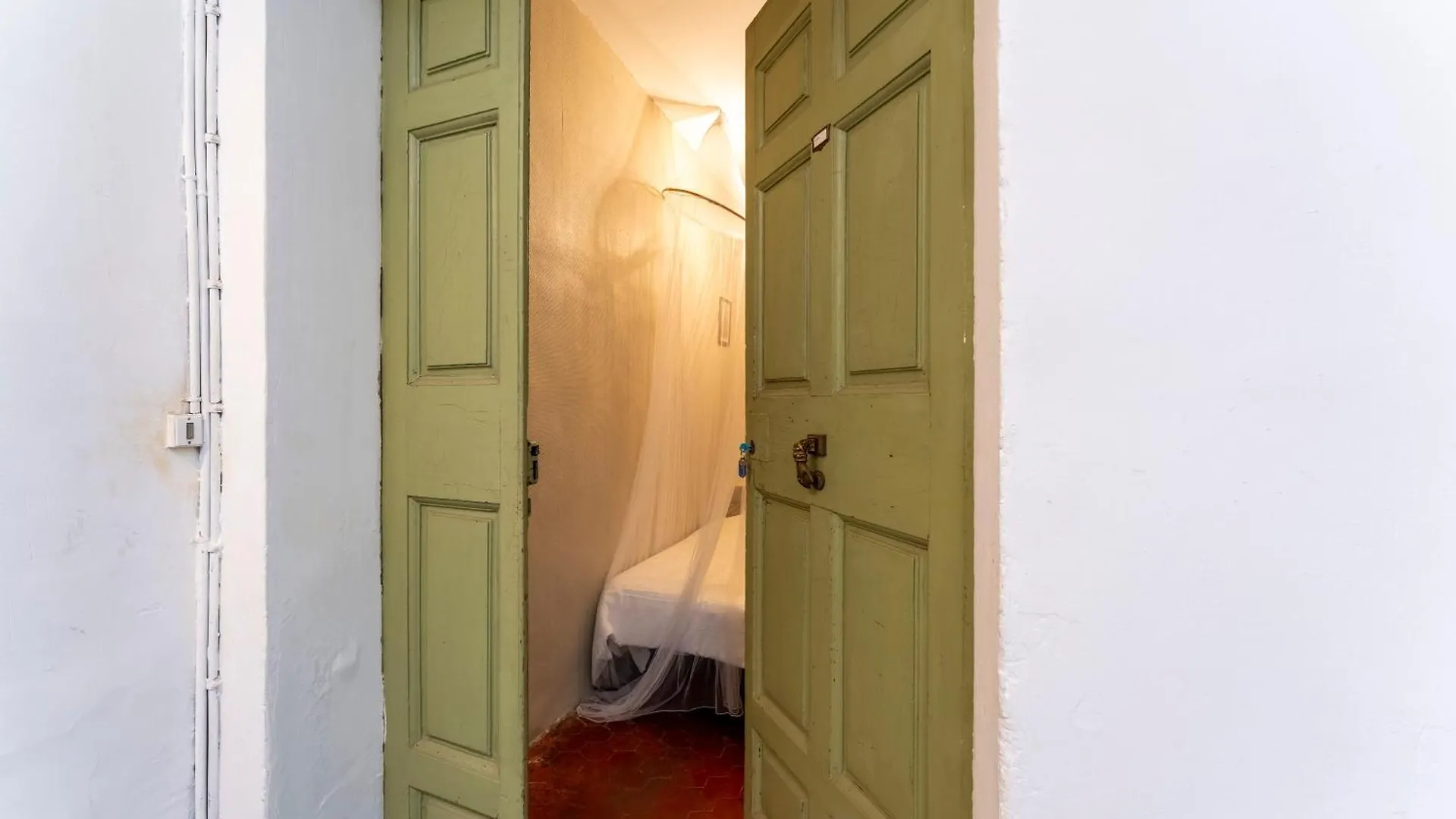 Le Suisse Apartment Avignon